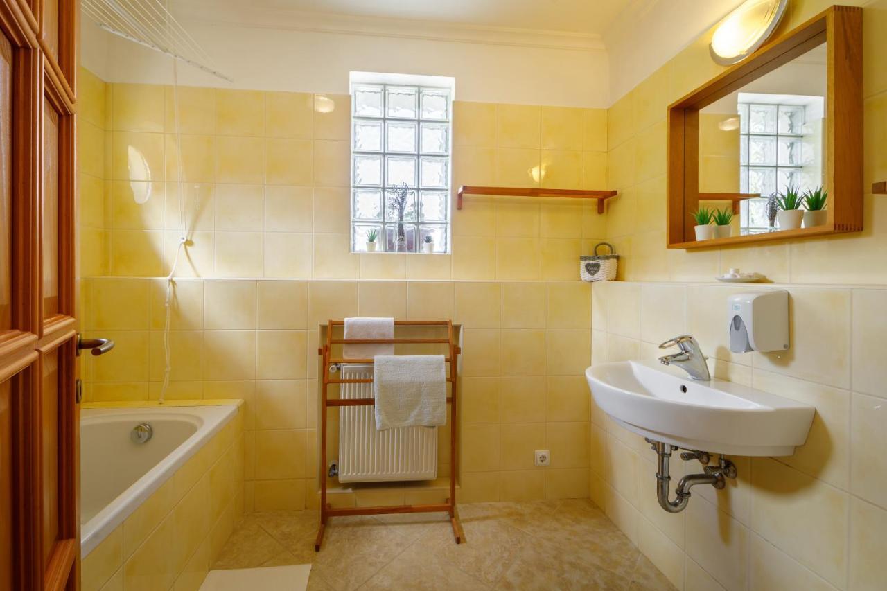 Villa Muzsa Deluxe Balatonfured Ngoại thất bức ảnh
